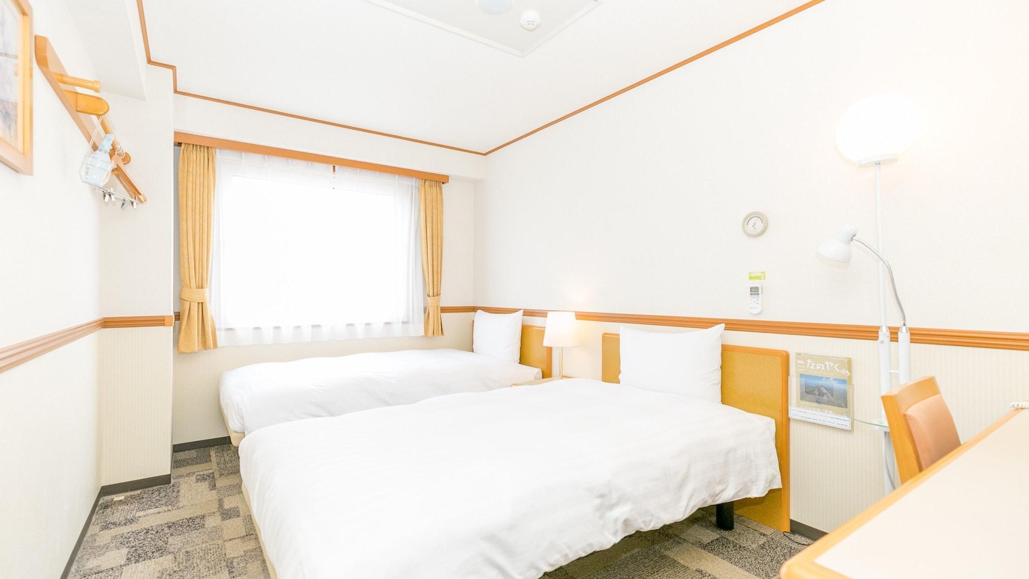 Toyoko Inn Hokkaido Asahikawa Ekimae Ichijo Dori Bagian luar foto