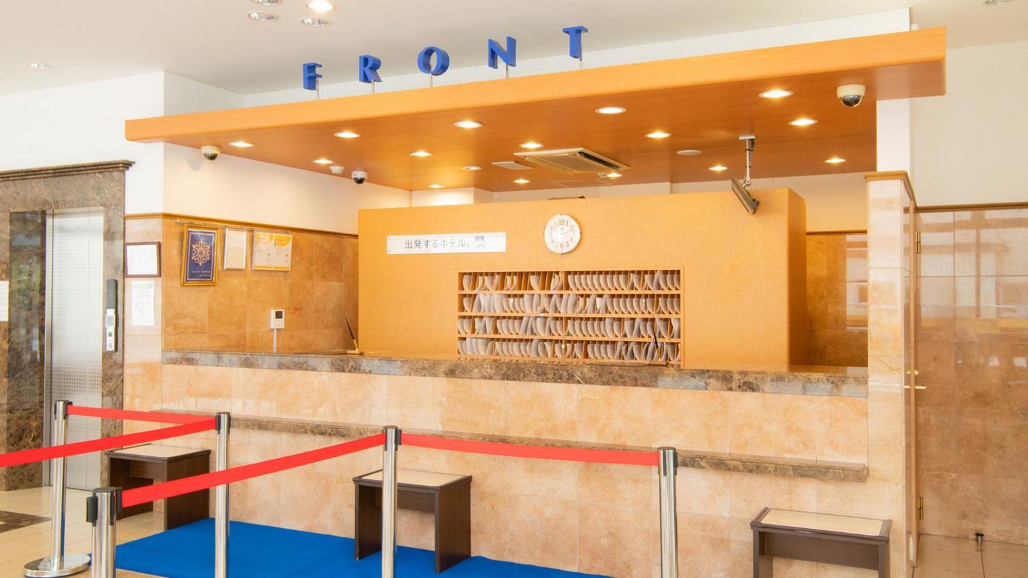 Toyoko Inn Hokkaido Asahikawa Ekimae Ichijo Dori Bagian luar foto
